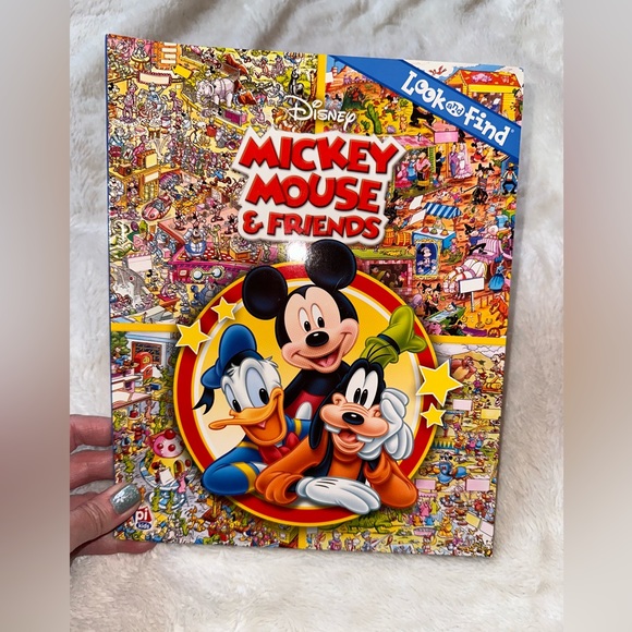 New Mickey & Friends Look & Find Book - Picture 2 of 5